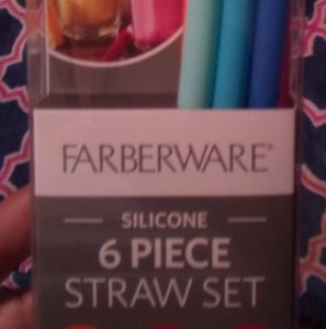 Farberware Silicone 6 piece straw set